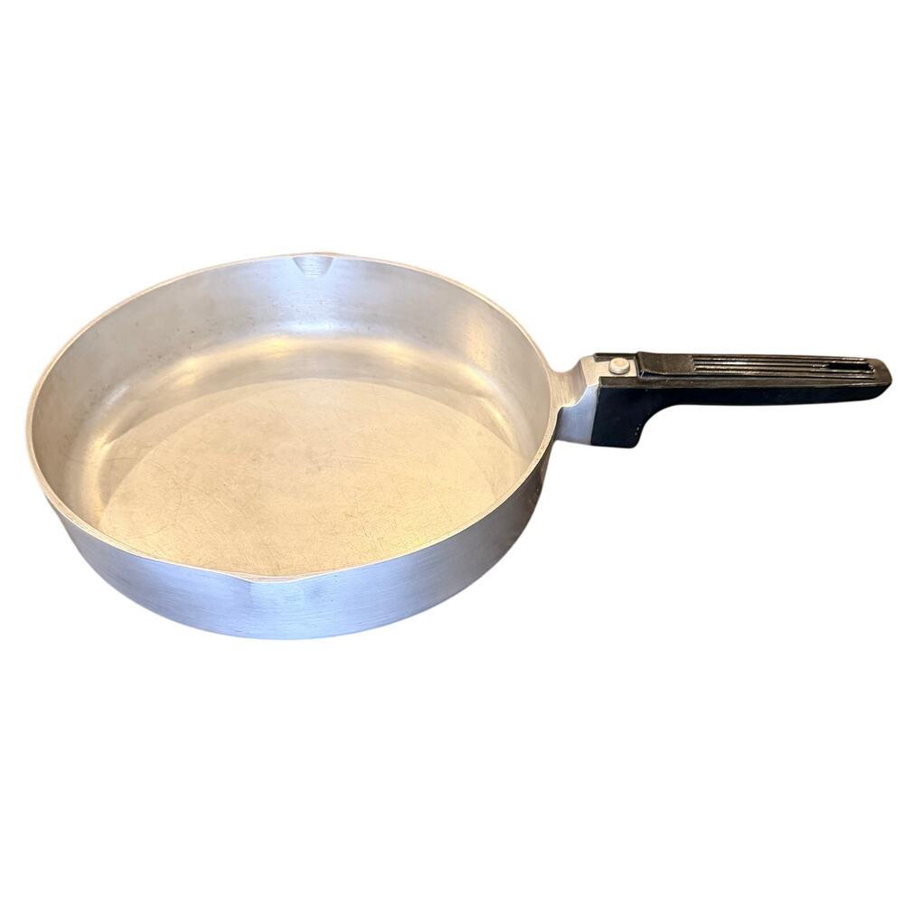 Vintage Magnalite GHC USA 10” Dual Spout Skillet Frying Pan 25cm